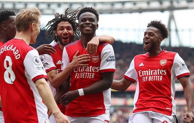 IG观众热烈欢呼！，德罗巴迎来十赛季出色发挥观众掌声雷动的简单介绍AYX SPORTS中国官网