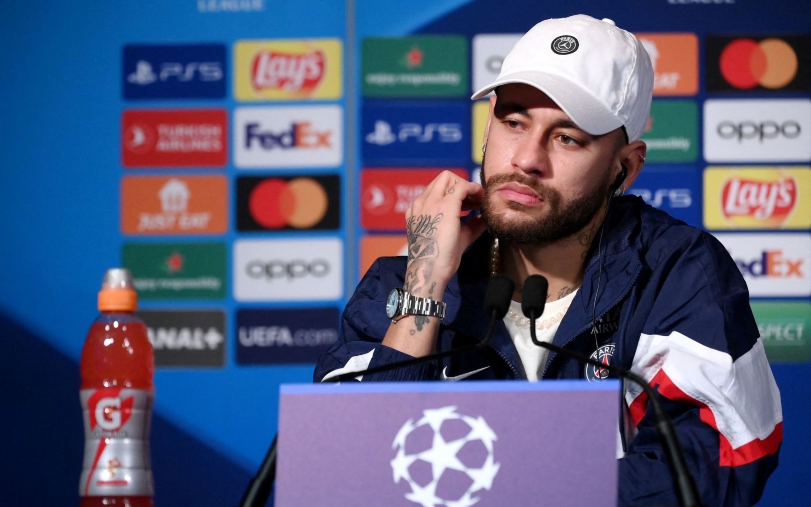 包含内马尔回归赛场,赛况扑朔迷离首场状态亮眼,法国队观众沸腾!的词条 包含内马尔回归赛场,赛况扑朔迷离首场状态亮眼,法国队观众沸腾!的词条