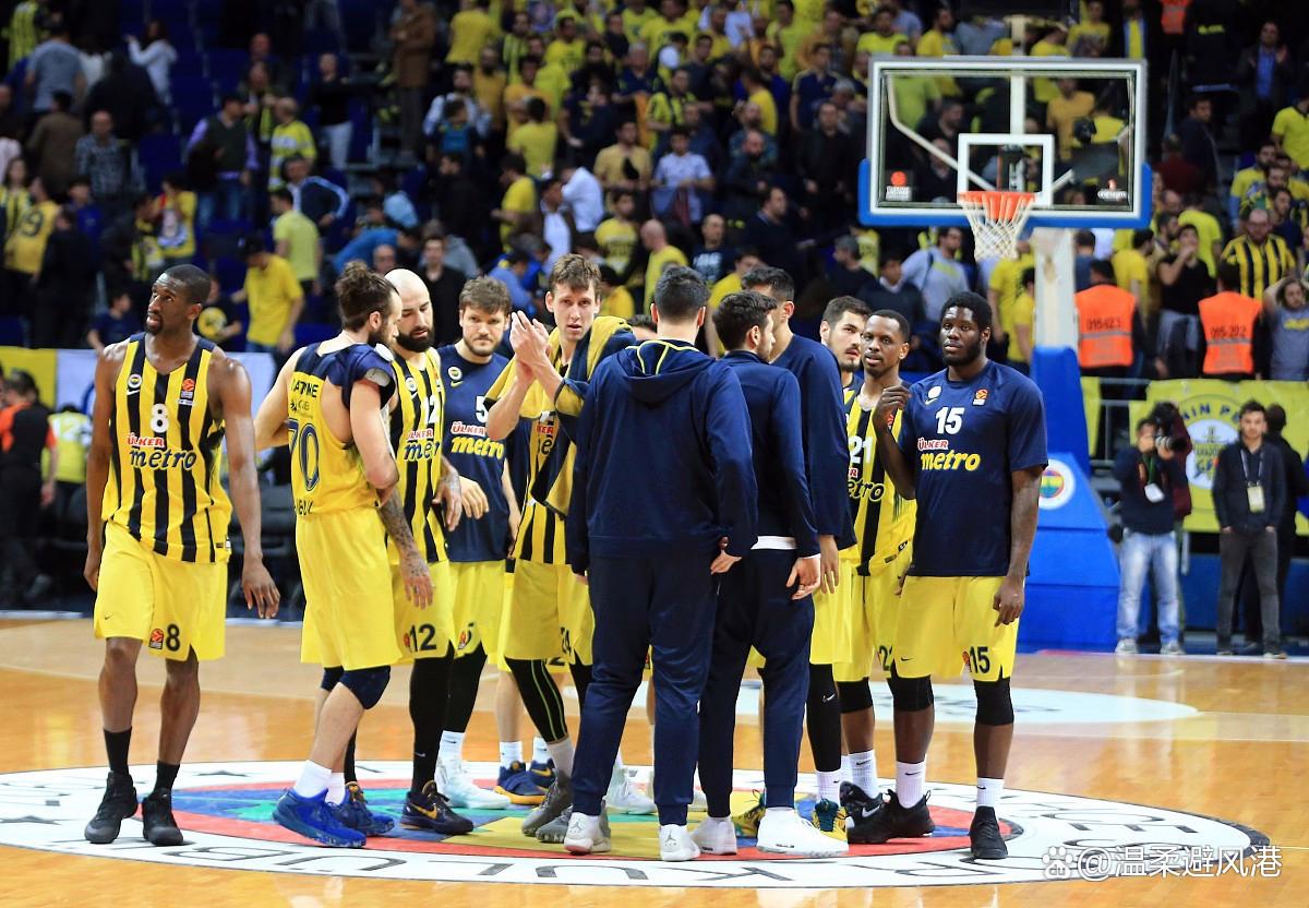 包含转折点！金州勇士刷新队史纪录，NBA常规赛窗口期攻防权衡，球迷炸锅，更衣室氛围转暖的词条爱游戏AYX平台入口